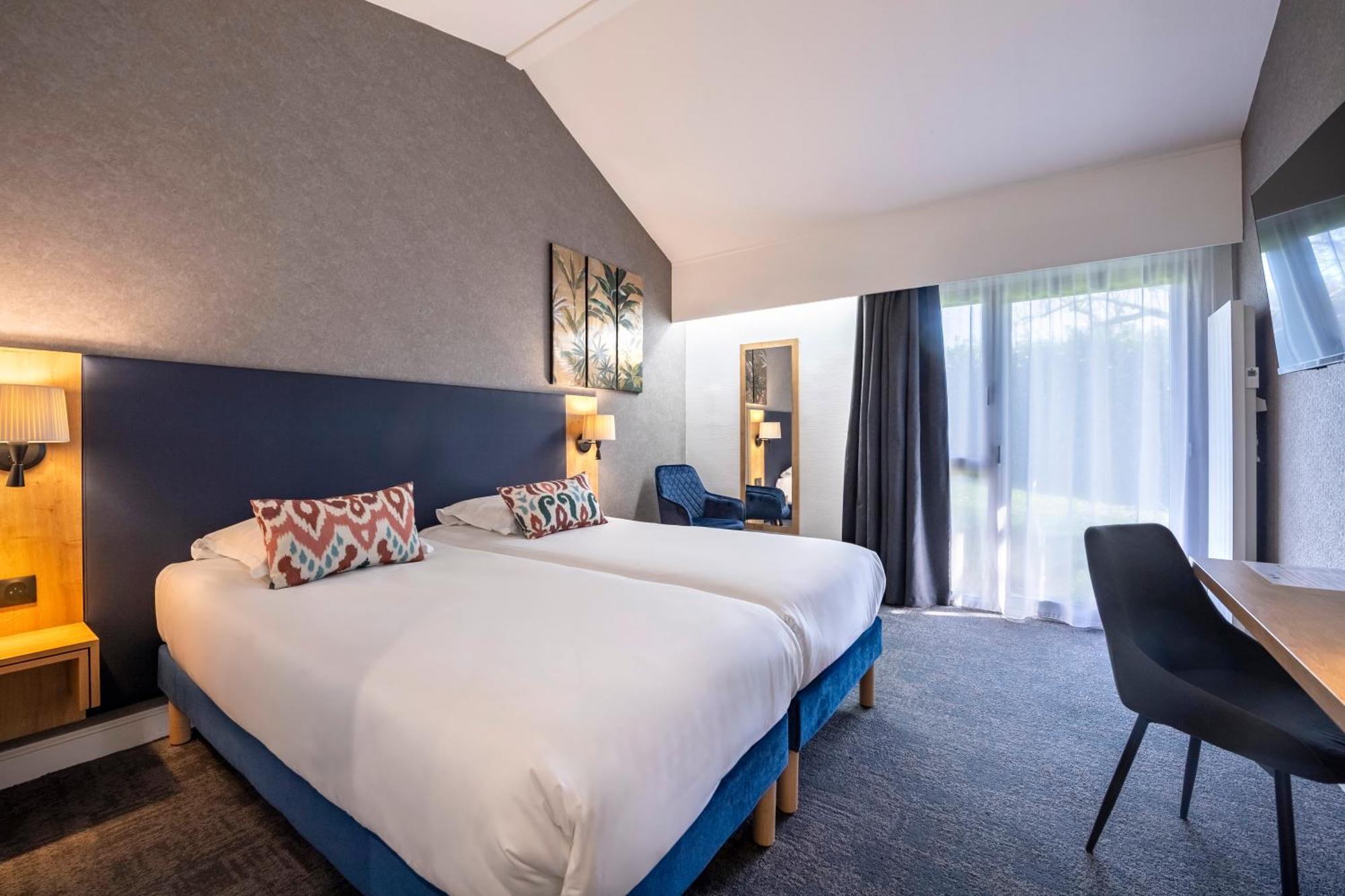 Le Relais Fleuri, Hotel Et Restaurant Logis - Avallon Sauvigny-le-Bois Εξωτερικό φωτογραφία